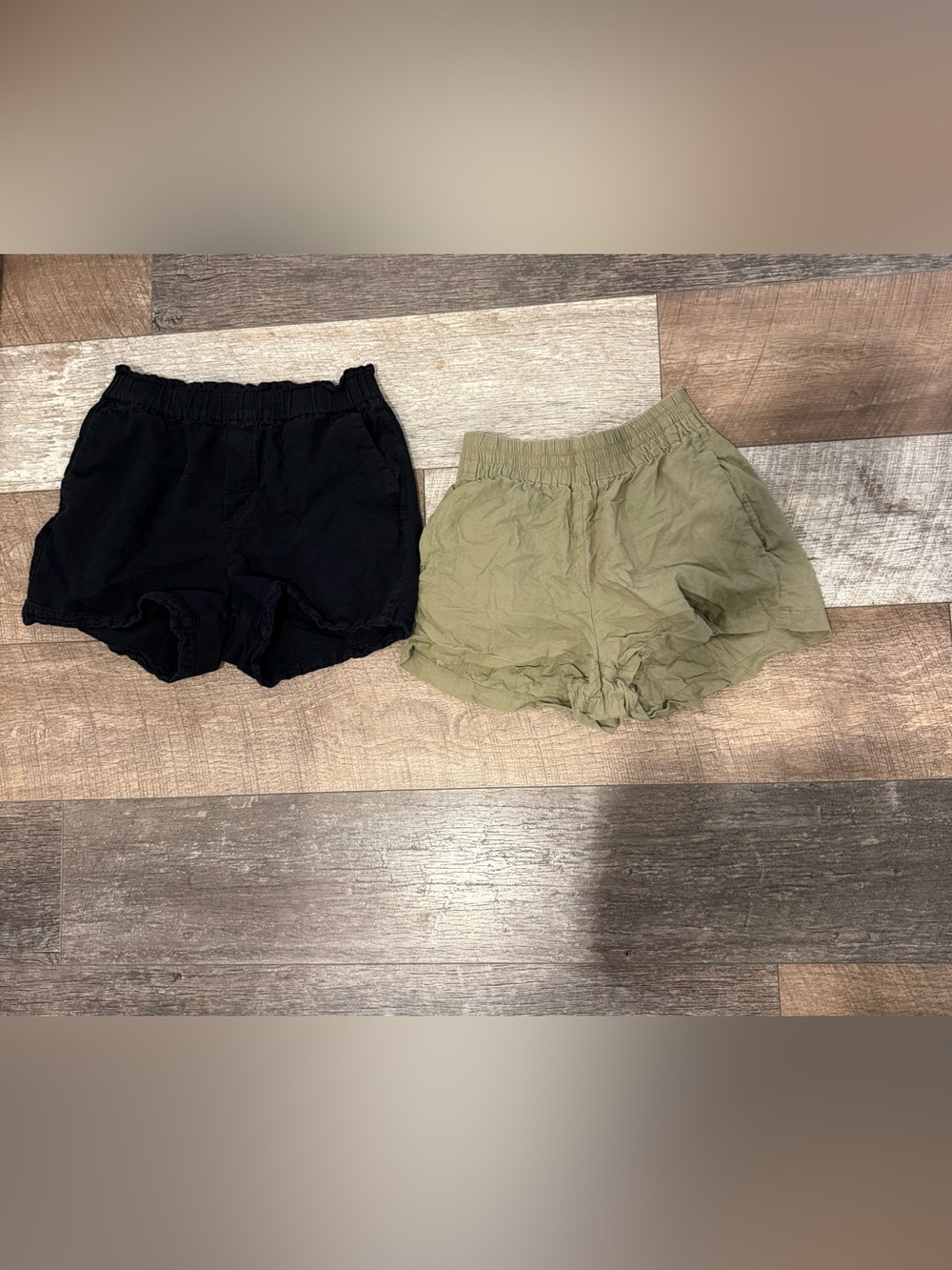 Dynamite Elastic Waist Shorts - kaki & Black  bundle